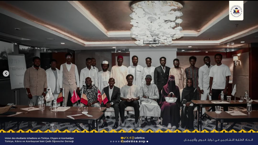 لقاء تبادل خبرات وتوعية قانونية للطلاب بحضور السفير والمستشار الثقافي